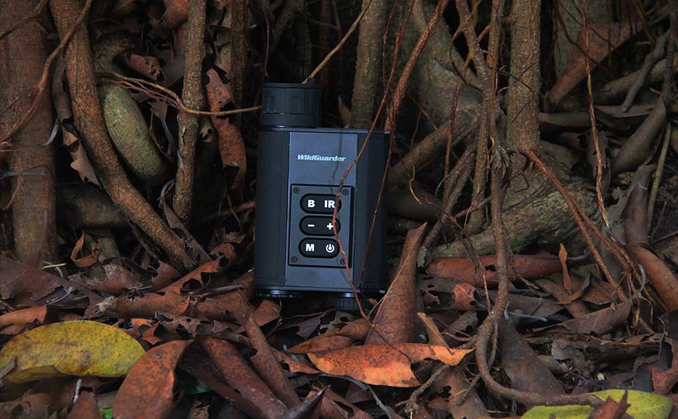 kamera v monokulari - sledovanie zveri a pre polovnikov